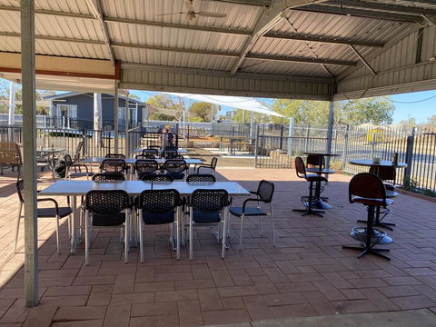 Sunshine Gardens Bourke Resort - Accommodation QLD 2