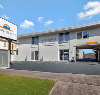 Surf Beach Motel Coffs - Accommodation QLD