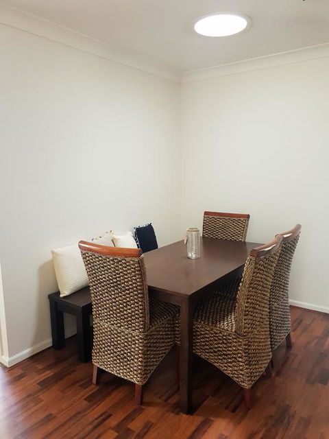 Surf Beach On Eric - Accommodation QLD 3