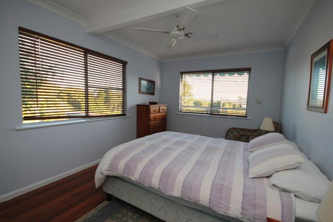 SURF N VIEW138 Camden Hd Rd Dunbogan - Accommodation QLD 1
