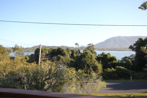 SURF N VIEW138 Camden Hd Rd Dunbogan - Accommodation QLD 2