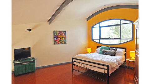 SURF SOUNDS - Accommodation QLD 1