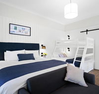 Surfaris Retreat - Accommodation QLD
