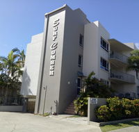 Surfcomber on the Beach - Accommodation QLD