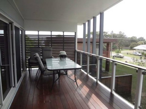 Surfmist - Accommodation QLD 2