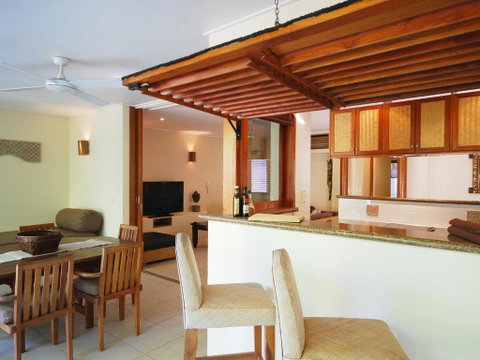 Surya Beachfront Villa No.1 - Accommodation QLD 2