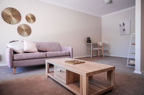 SWAN RIVER STAY, PERTH, WIFI, NETFLIX, APPLECROSS, FREO - Accommodation QLD 1