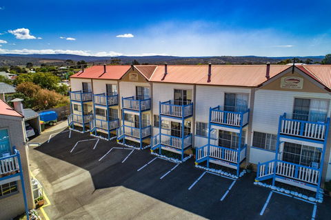 SWANSEA VILLAS - Accommodation QLD 2