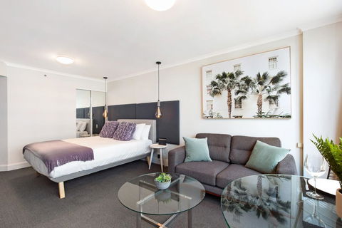 Sydney CBD Studio Apartment With Stunning View Of Darling Harbour (1704 KNT) - Accommodation QLD 1