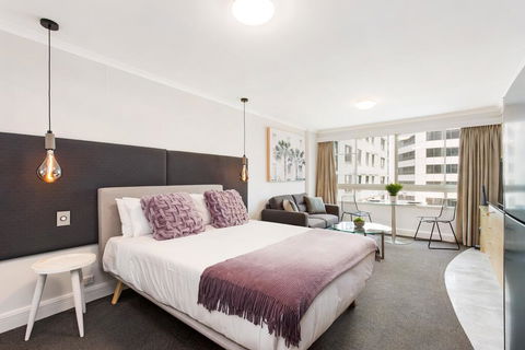 Sydney CBD Studio Apartment With Stunning View Of Darling Harbour (1704 KNT) - Accommodation QLD 0