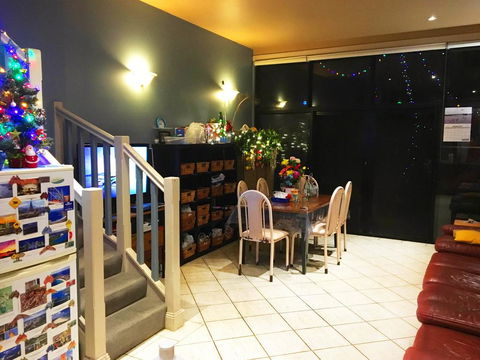 Sydney City Quiet Victorian Townhouse Convenient Location - Accommodation QLD 2