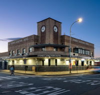 Sydney Junction Hotel