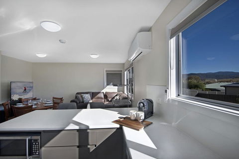 T-Bar On Twynam - Accommodation QLD 0