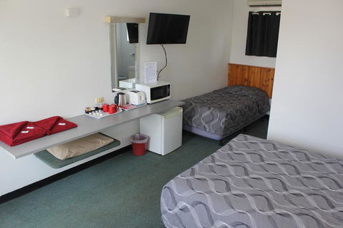 Tamworth Budget Motel - Accommodation QLD 2