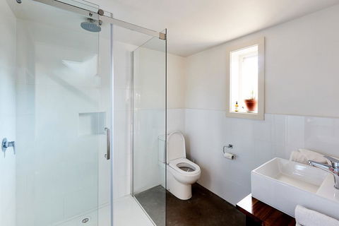 Tarndwarncoort - Farmer's Cottage - Accommodation QLD 2