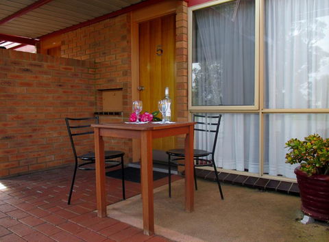 Tarra Motel - Accommodation QLD 2