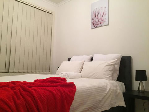 Tasha's Apartments On Kerry - Accommodation QLD 0