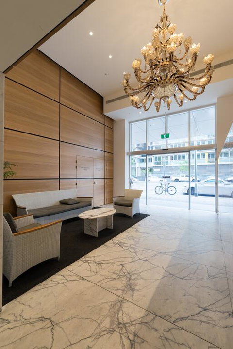 Tasha's Apartments On Morphett - Accommodation QLD 3