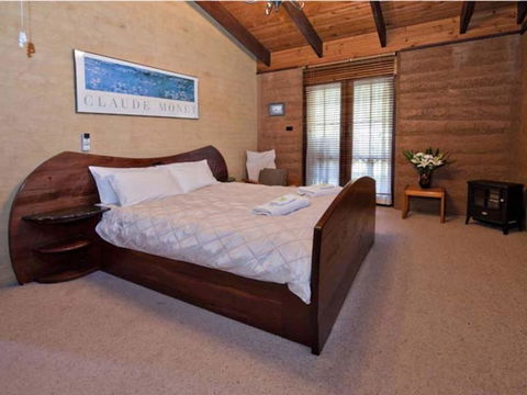 Tea Tree - Accommodation QLD 3