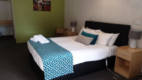 Tenterfield Tavern And Motor Inn - Accommodation QLD 2