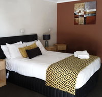 Tenterfield Tavern and Motor Inn - Accommodation QLD