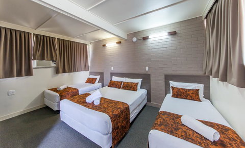 The Australian Hotel Murgon - Accommodation QLD 1