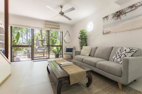 The Barefoot Beach Cottage - Accommodation QLD 2