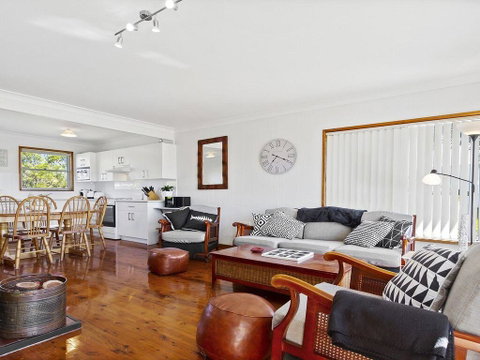The Batch - Funky And Fun - Accommodation QLD 3