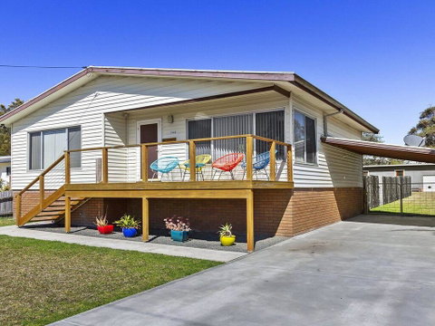 The Batch - Funky And Fun - Accommodation QLD 0