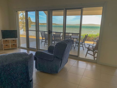 The Beach House - Accommodation QLD 3