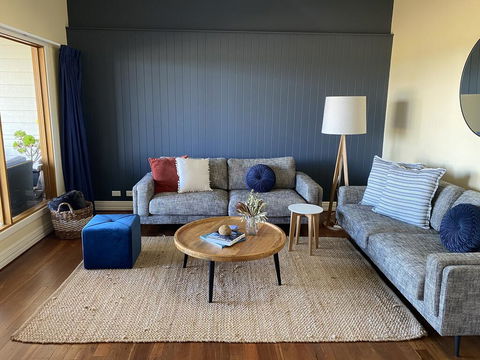The Beach House & Villas - Accommodation QLD 0
