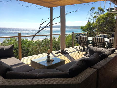 The Beach Shack - Accommodation QLD 0
