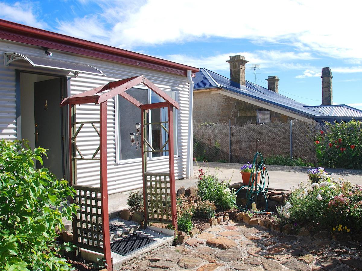 Andover TAS Accommodation QLD