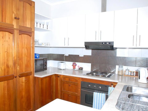Oatlands Retreat - Accommodation QLD 7