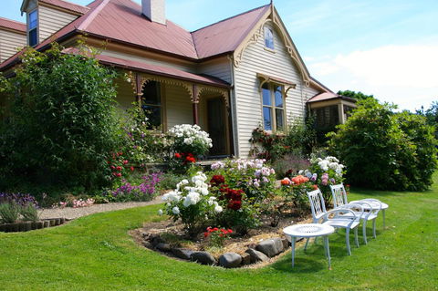 Cambridge House Bed & Breakfast - Accommodation QLD 14