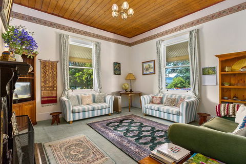 Cambridge House Bed & Breakfast - Accommodation QLD 18