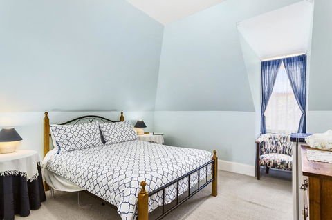 Cambridge House Bed & Breakfast - Accommodation QLD 20