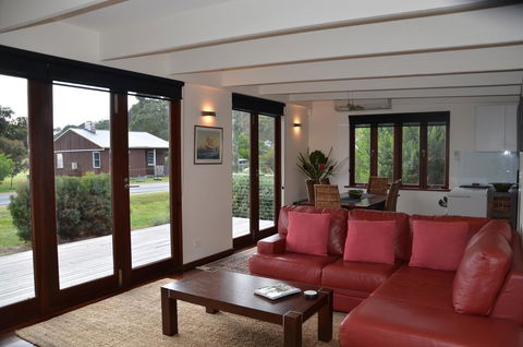 Yolla Beach House - Accommodation QLD 9