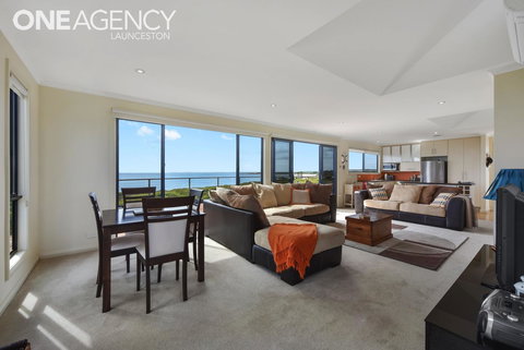 Seaspray - Accommodation QLD 8