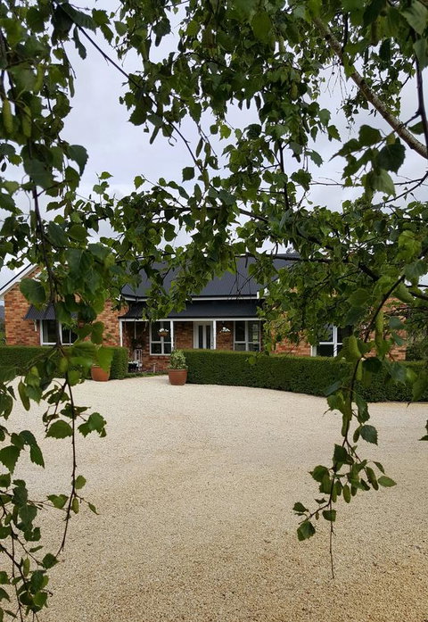 Hazelcreek Cottages - Accommodation QLD 0