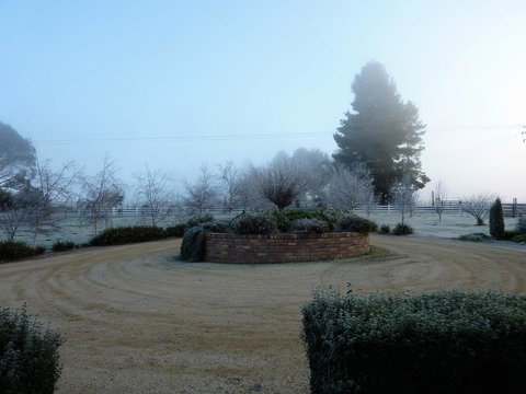 Hazelcreek Cottages - Accommodation QLD 12