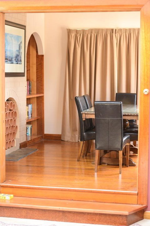 Bridge View Retreat - Accommodation QLD 34
