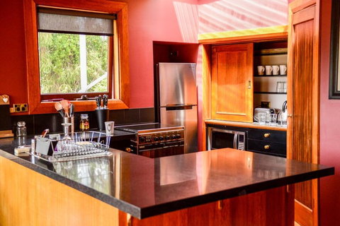 Bridge View Retreat - Accommodation QLD 30