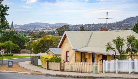Bridge View Retreat - Accommodation QLD 29