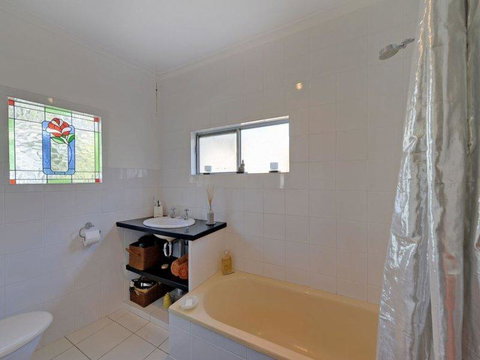 Bridge View Retreat - Accommodation QLD 38