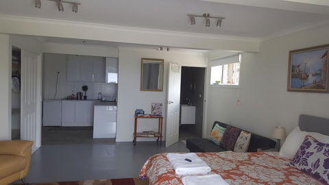 AppleBay Guest House - Accommodation QLD 16
