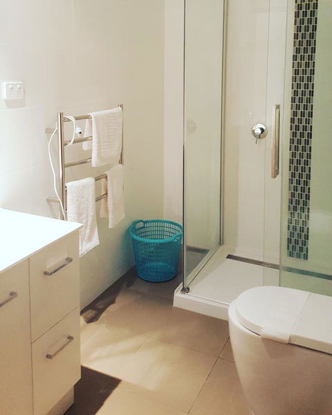 AppleBay Guest House - Accommodation QLD 38
