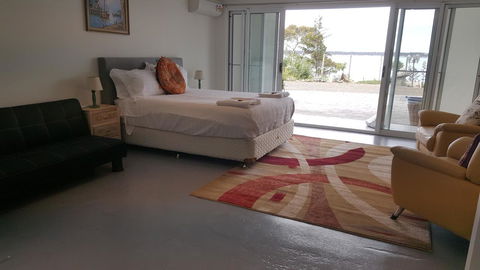 AppleBay Guest House - Accommodation QLD 4