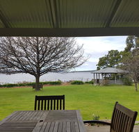 Wavestation - Accommodation QLD