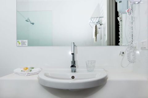 Beachfront Bicheno - Accommodation QLD 24